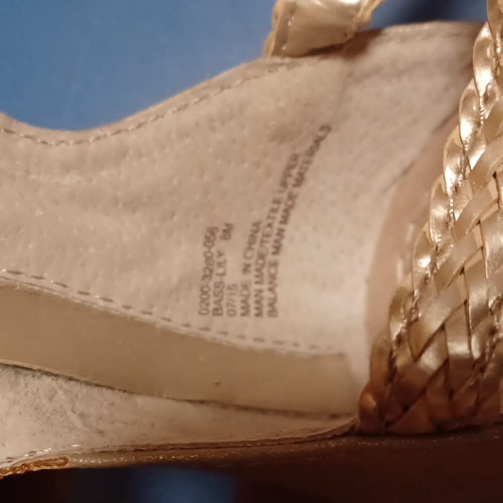 Shoes - Picture 3 of 3